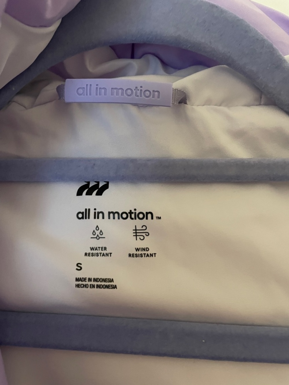 All in Motion Cropped Lavender Puffer Jacket - Picture 2 of 7